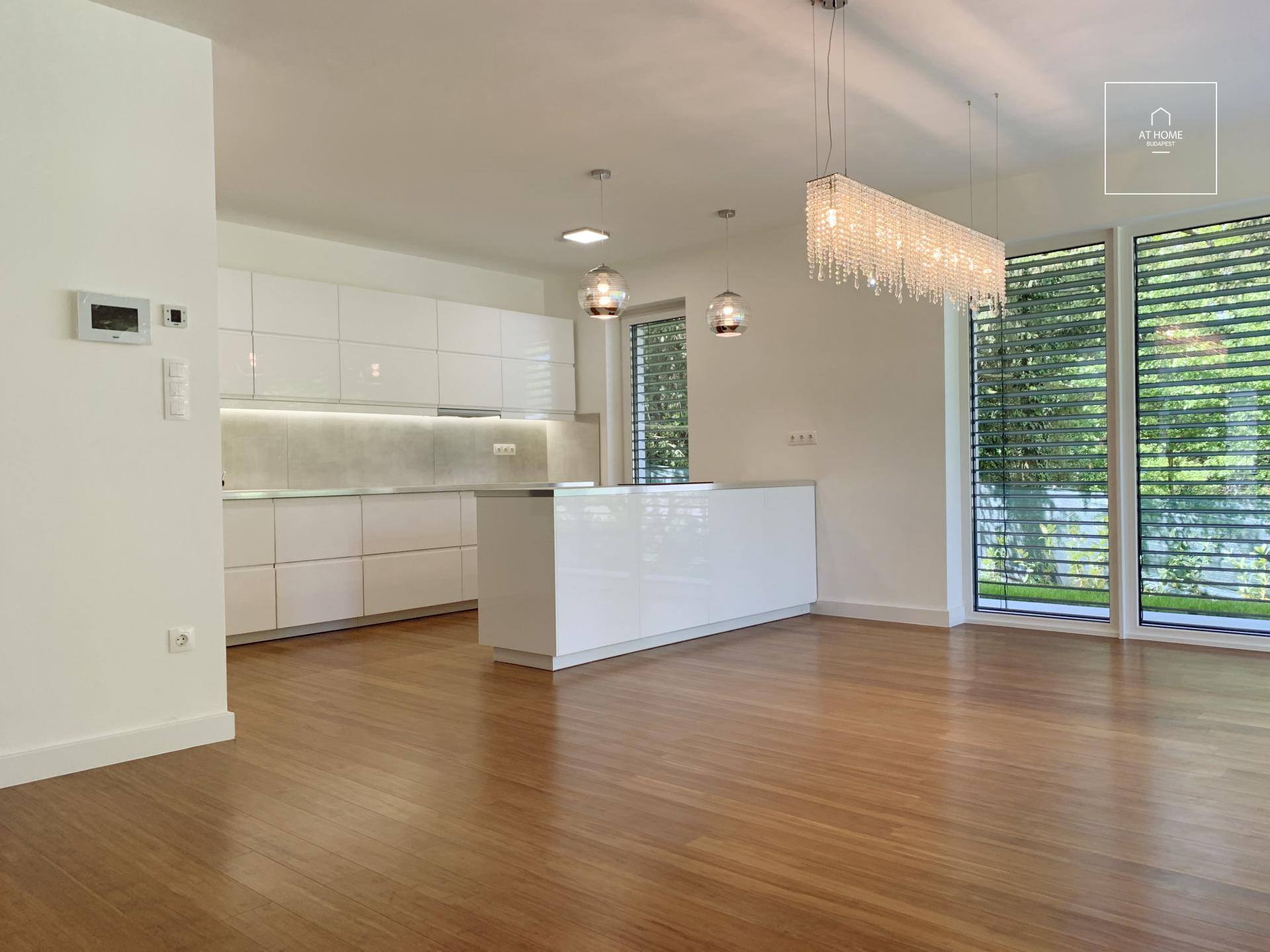 Newly built luxury detached house for rent in district II/A