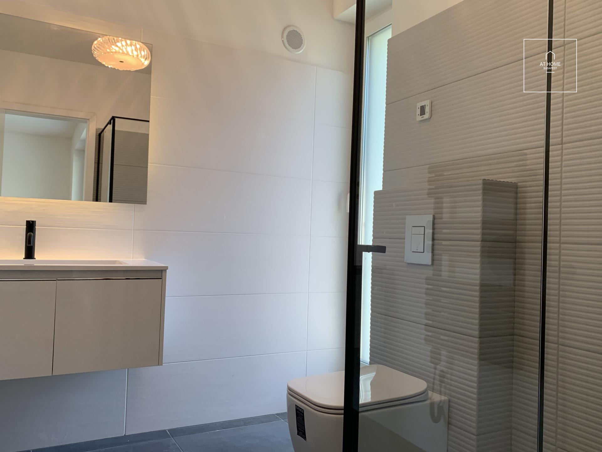 Newly built luxury detached house for rent in district II/A