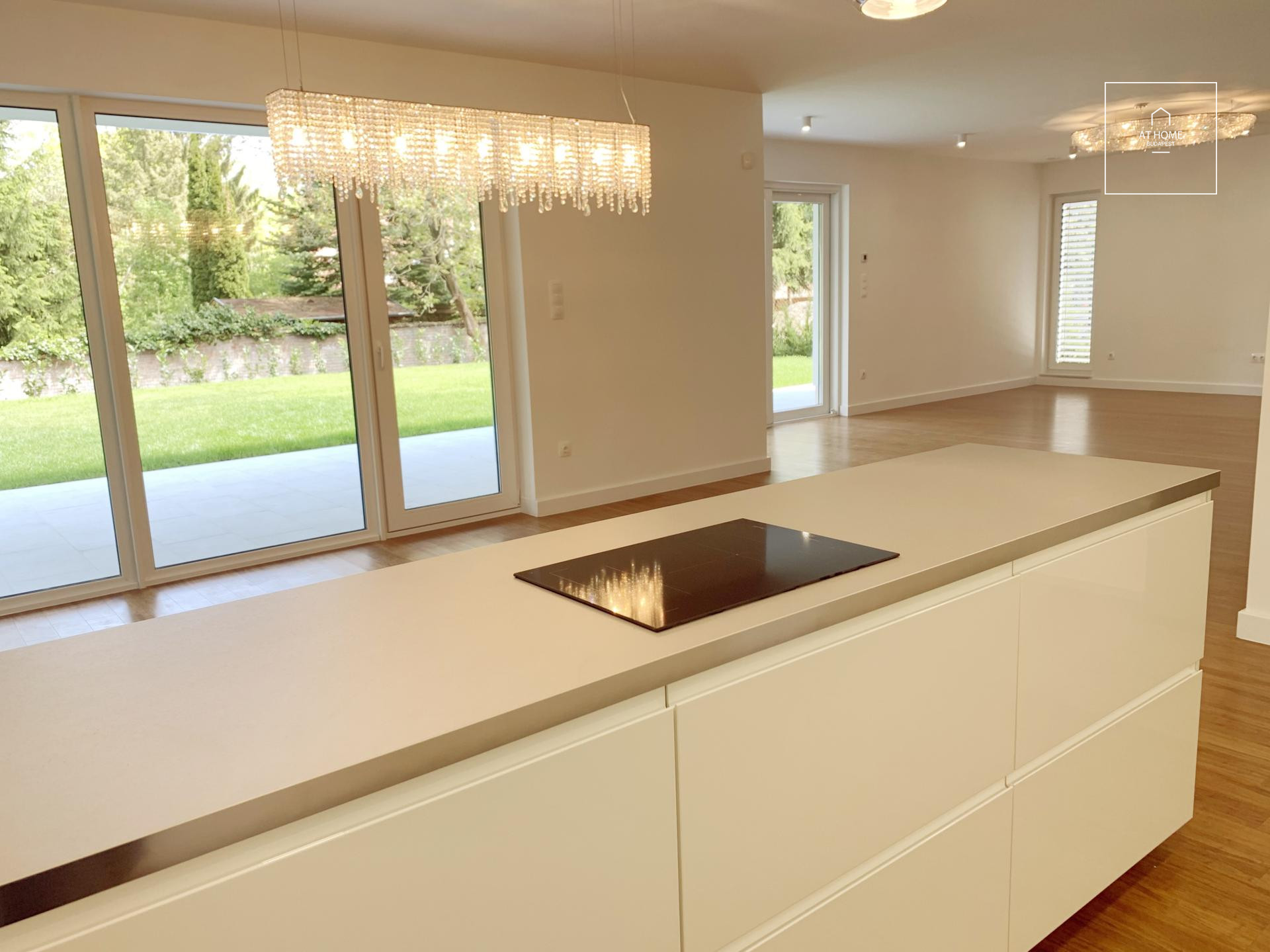 Newly built luxury detached house for rent in district II/A