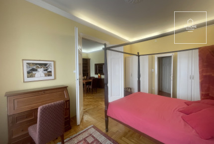 2-bedroom, renovated apartment in District V, Downtown Budapest
