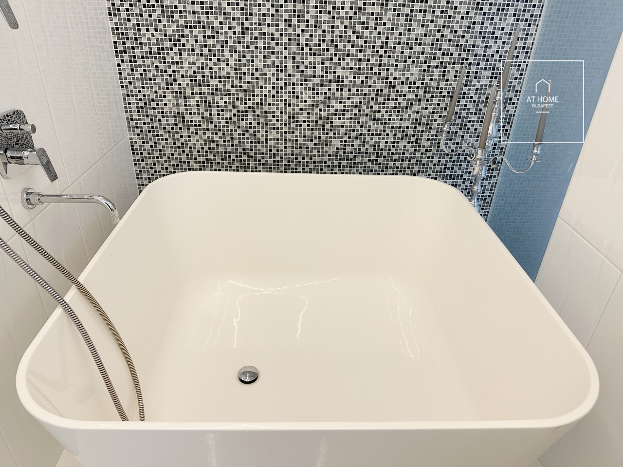 83 m² 2-bedroom apartment in District XII, Széchenyihegy