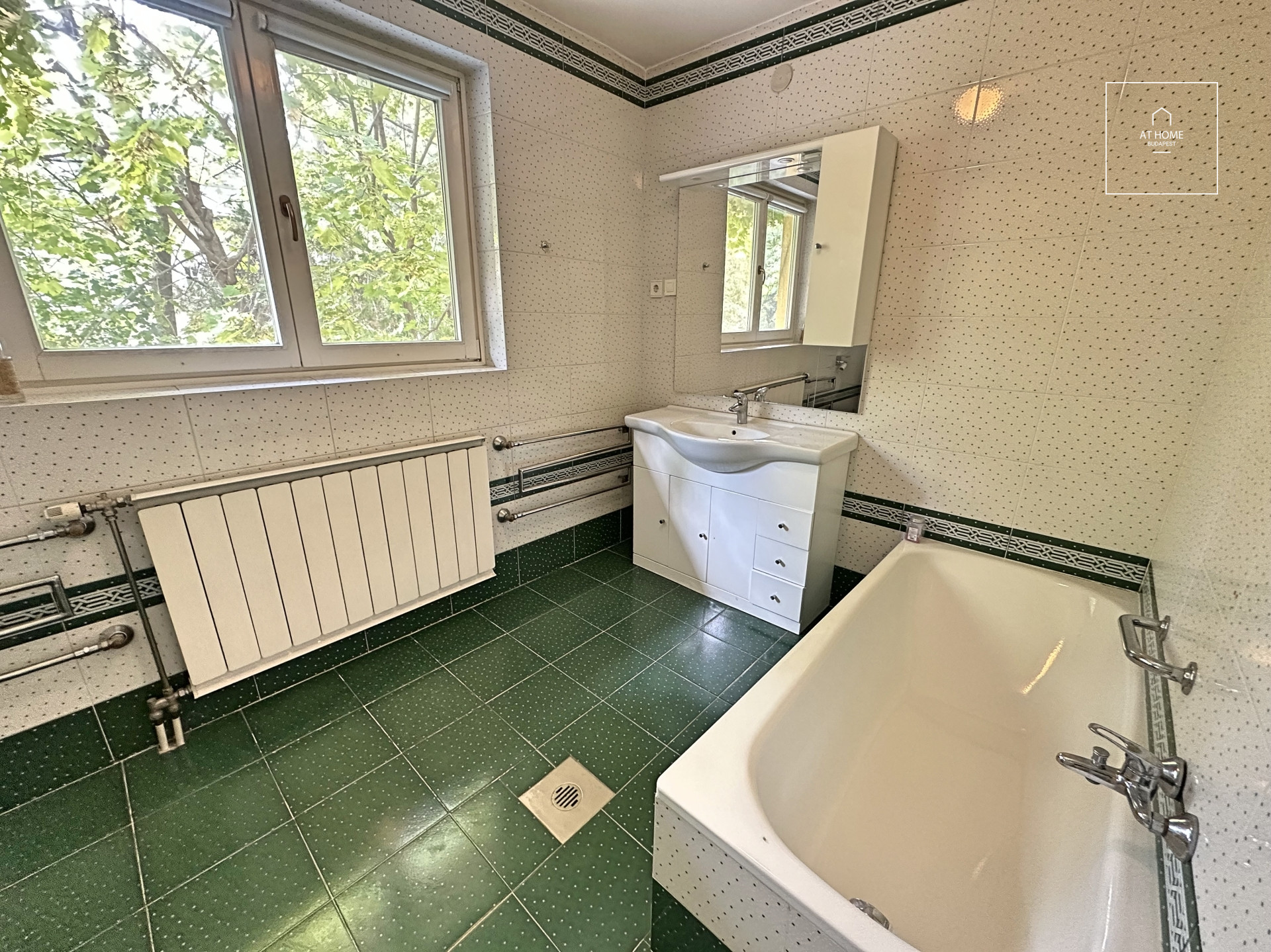 4 bedroom exclusive house for rent in the XII. district