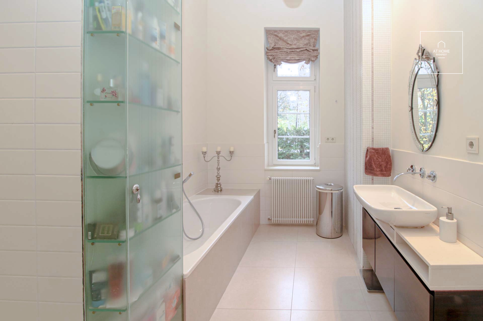 Villa apartment with panoramic view for sale in the 12th district of Budapest, Istenhegy