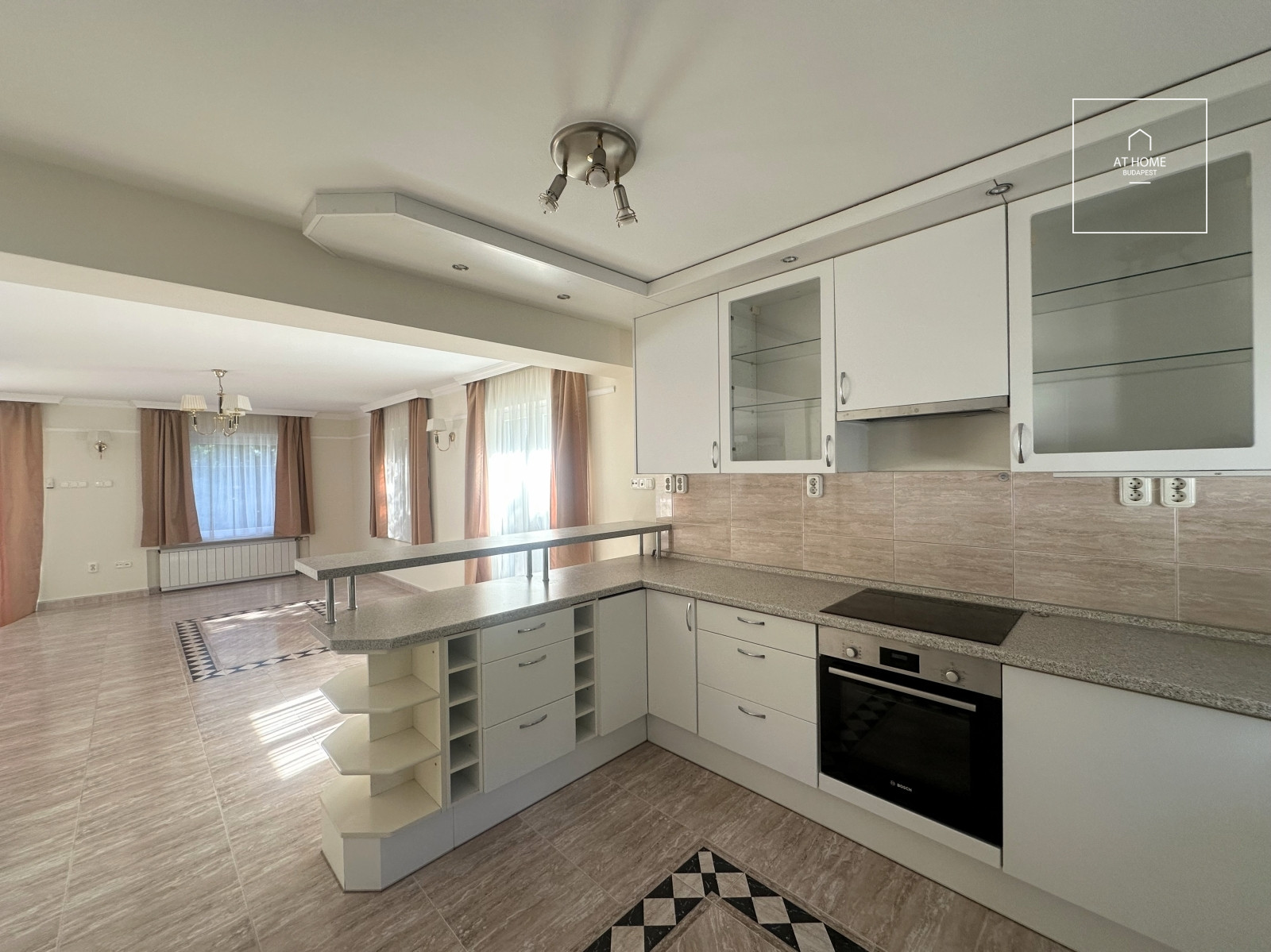 Sunny detached house for rent Budapest II. district, Pálvölgy