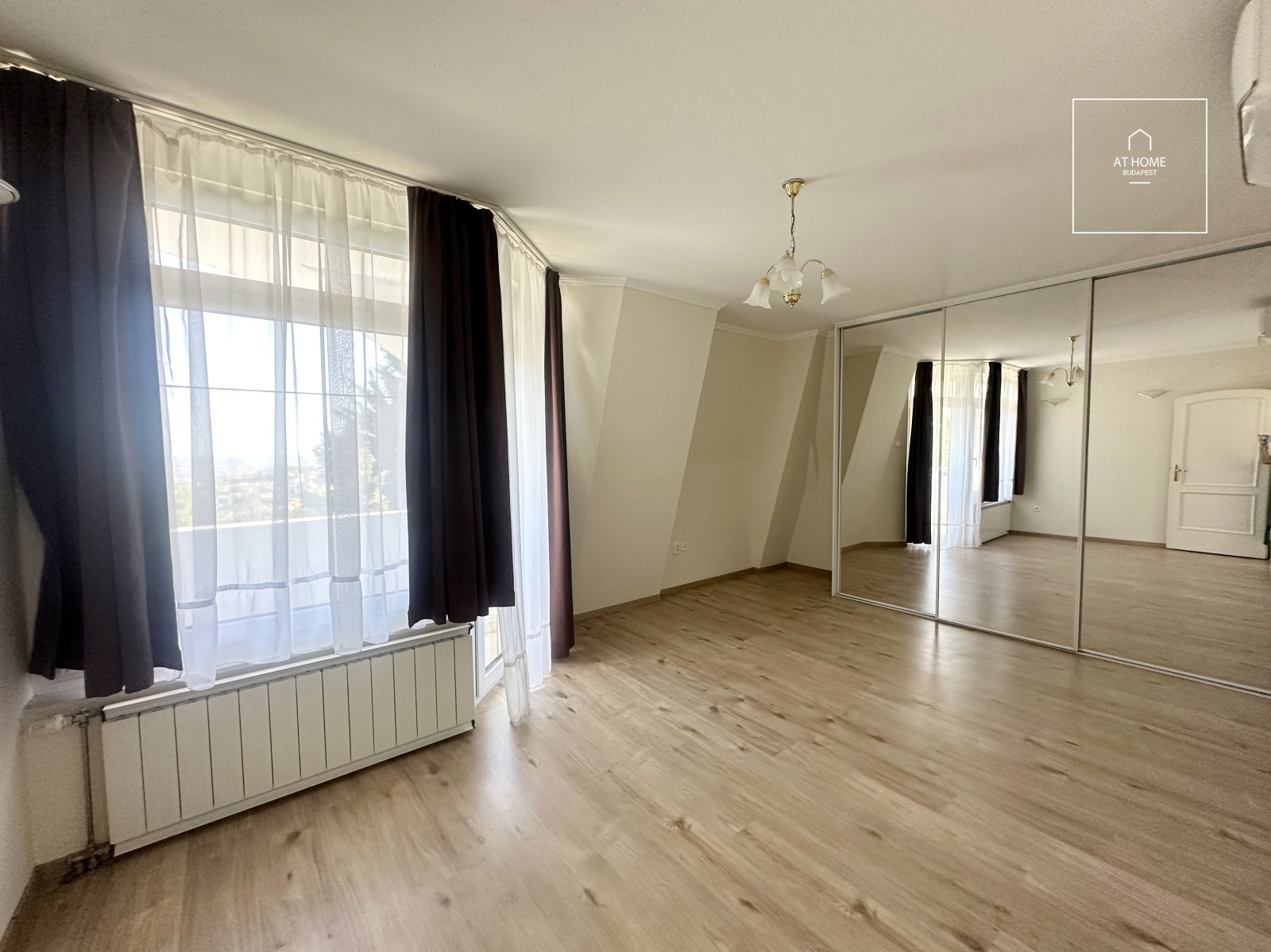 Sunny detached house for rent Budapest II. district, Pálvölgy