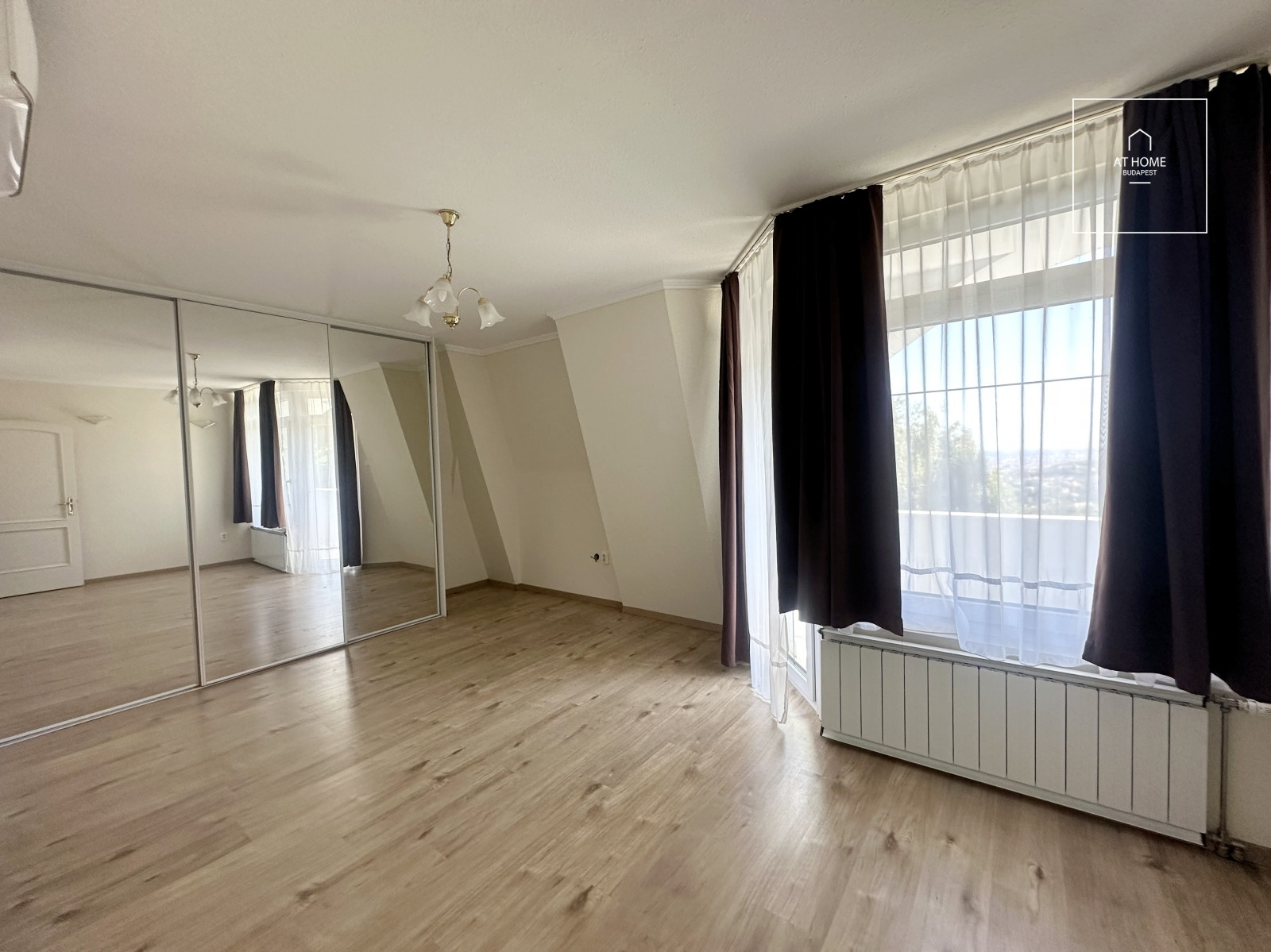 Sunny detached house for rent Budapest II. district, Pálvölgy