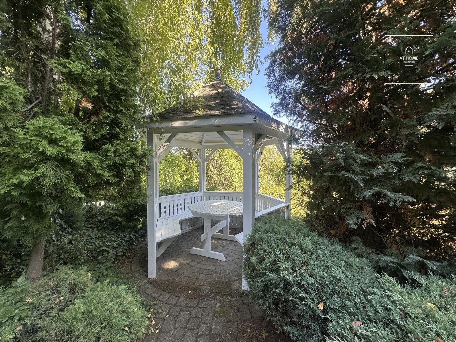 Sunny detached house for rent Budapest II. district, Pálvölgy