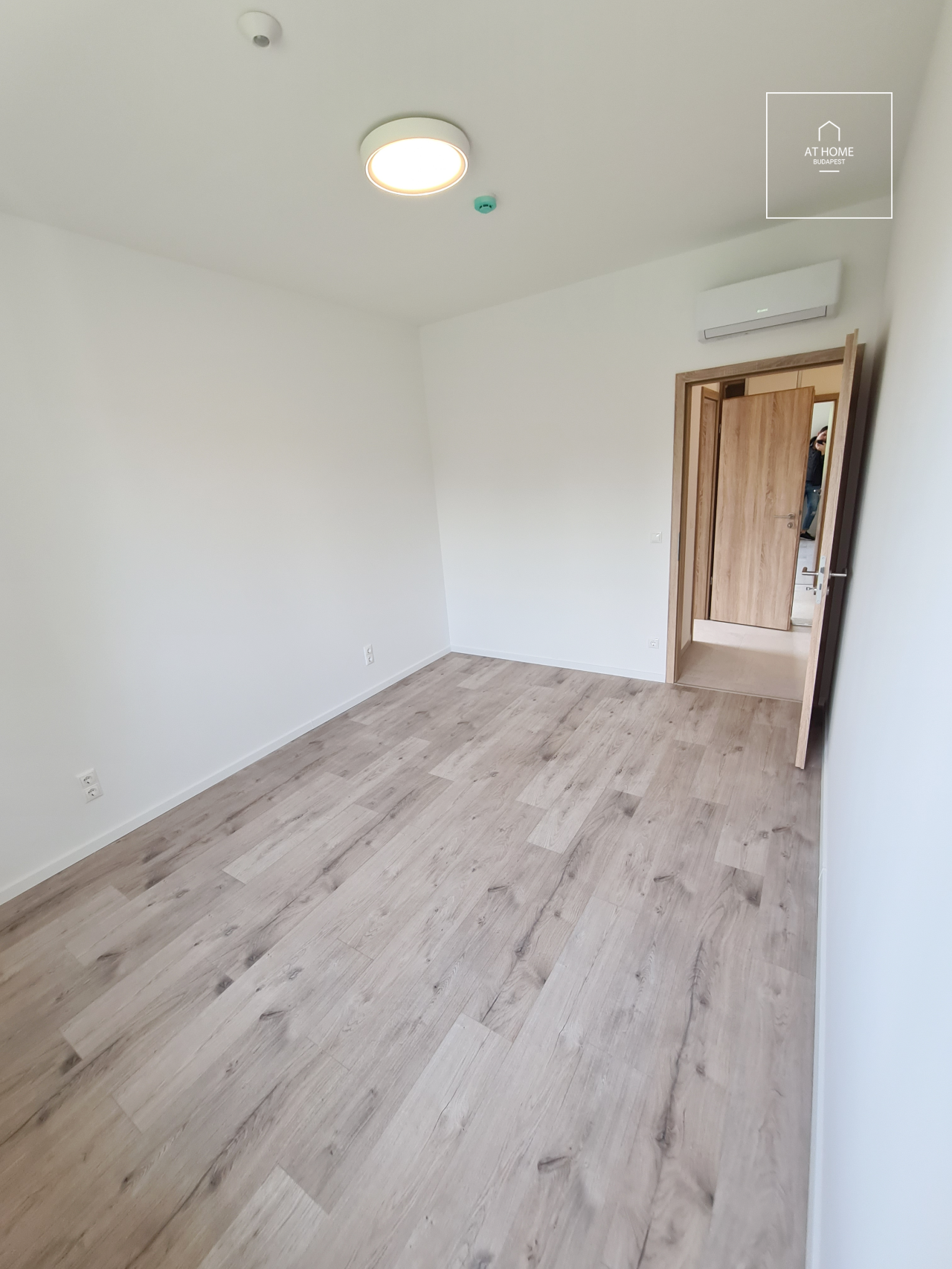 Newly built 4-bedroom apartment for rent Budapest II. district Szépilona
