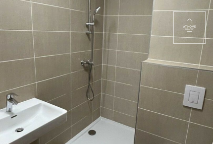 Modern 71 sqm Apartment in an Exclusive Residential Building District XI, Nádorkert