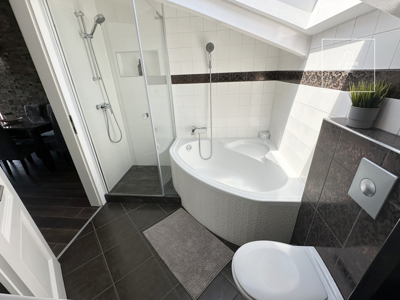 Exclusive penthouse for rent in Budapest III. district, Újlak