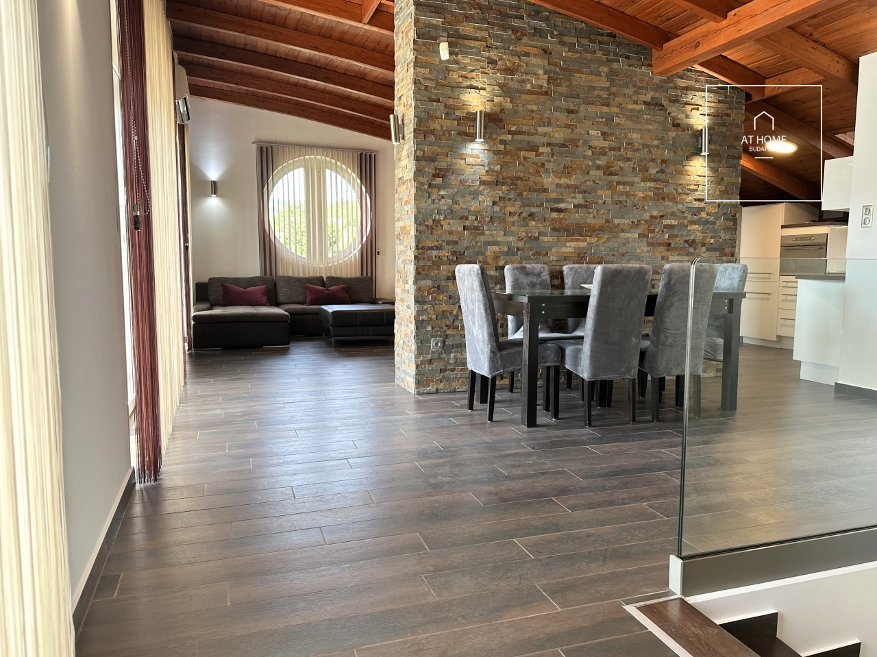 Exclusive penthouse for rent in Budapest III. district, Újlak