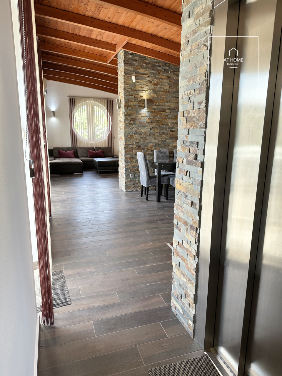 Exclusive penthouse for rent in Budapest III. district, Újlak