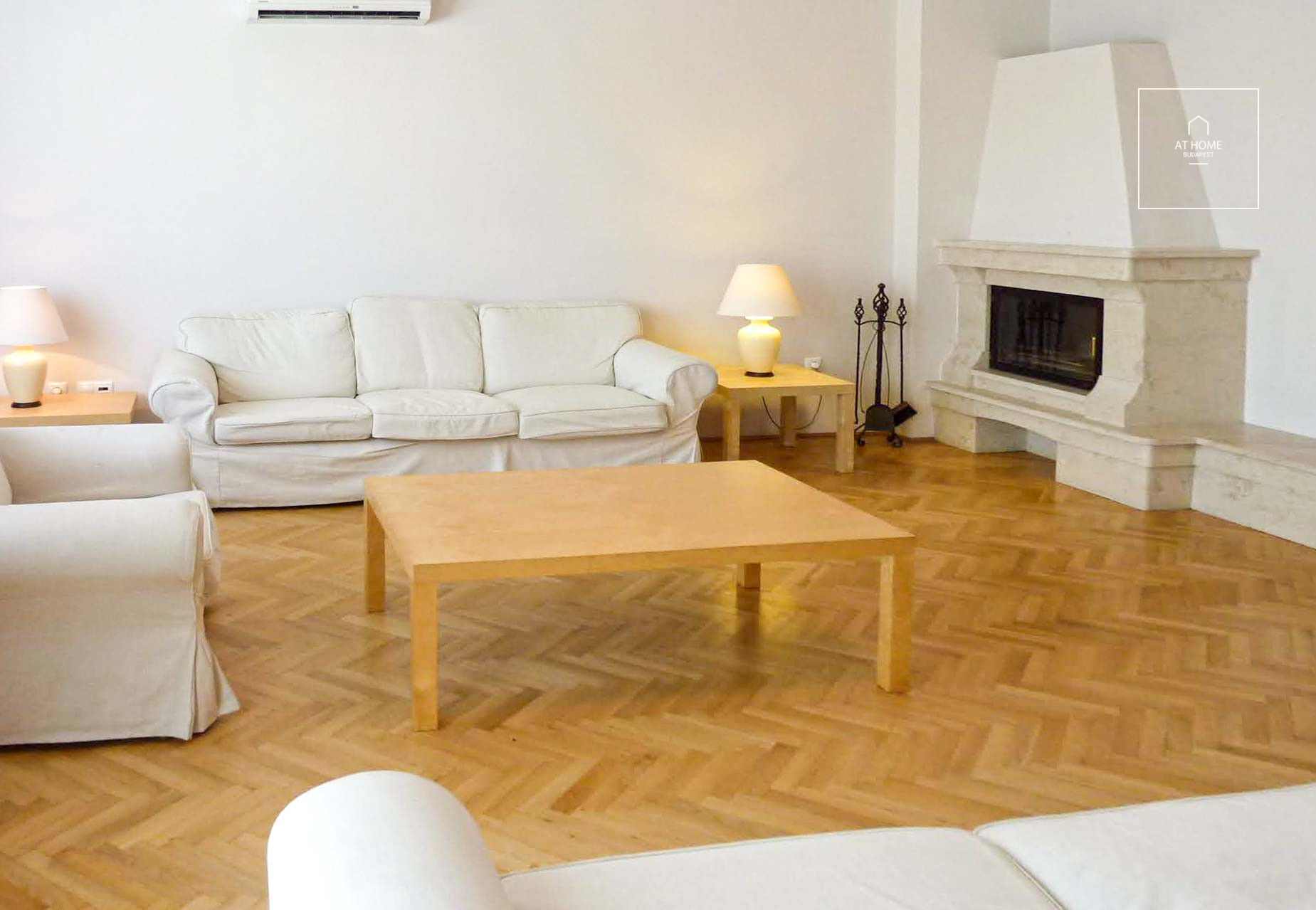 Stunning row house for rent Budapest II. district, Pálvölgy