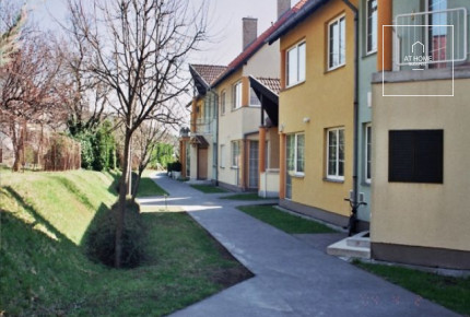 Lenyűgöző sorház kiadó Budapest II. kerület, Pálvölgy