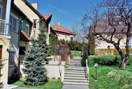 Lenyűgöző sorház kiadó Budapest II. kerület, Pálvölgy