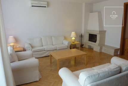 Stunning row house for rent Budapest II. district, Pálvölgy