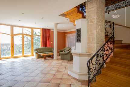 Detached house for rent in Budaörs with panoramic view