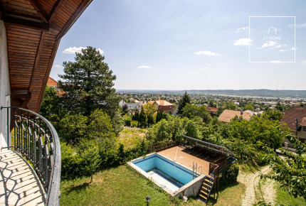 Detached house for rent in Budaörs with panoramic view
