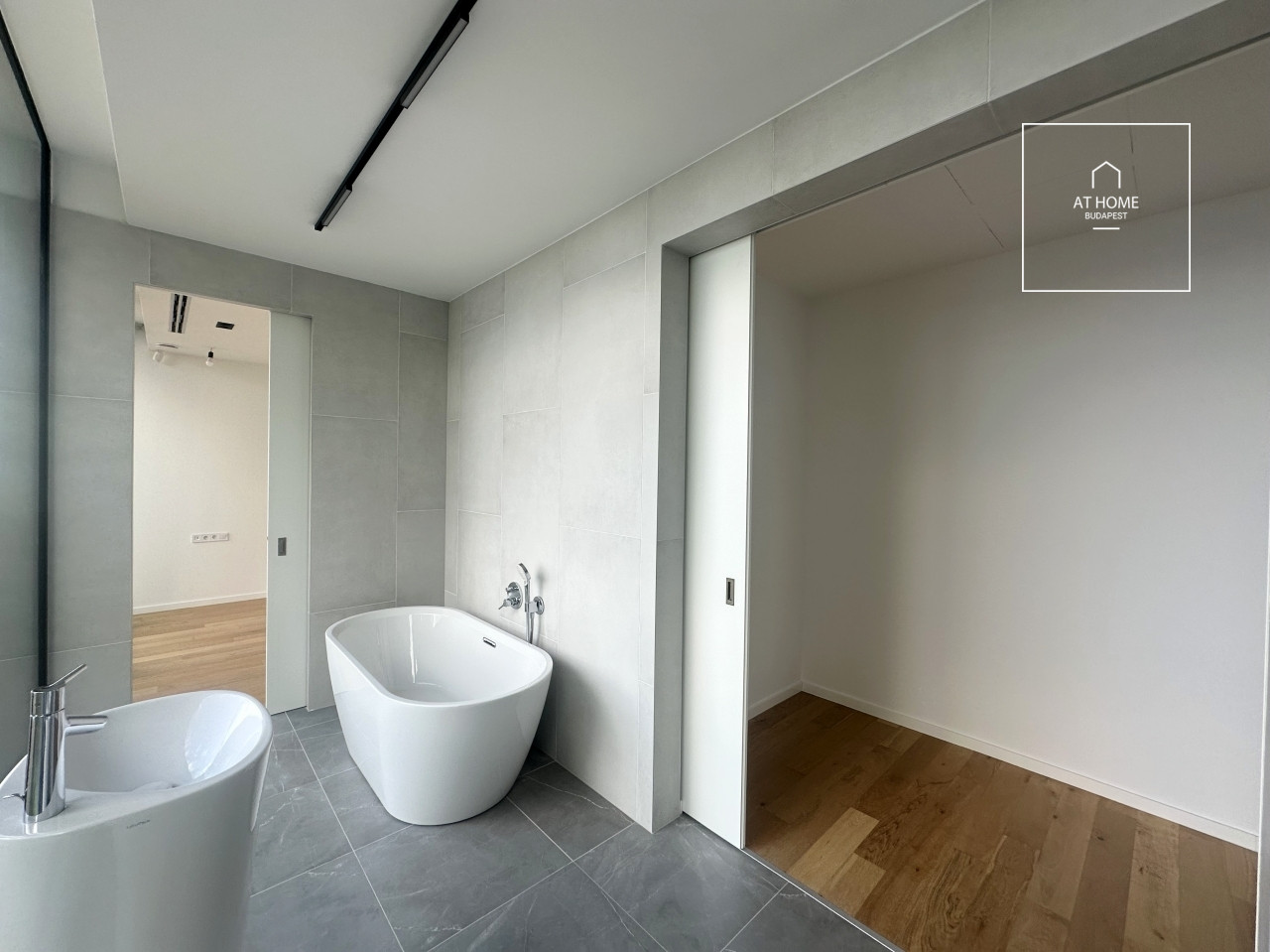 Luxury apartment in the heart of the 12th district, Budapest