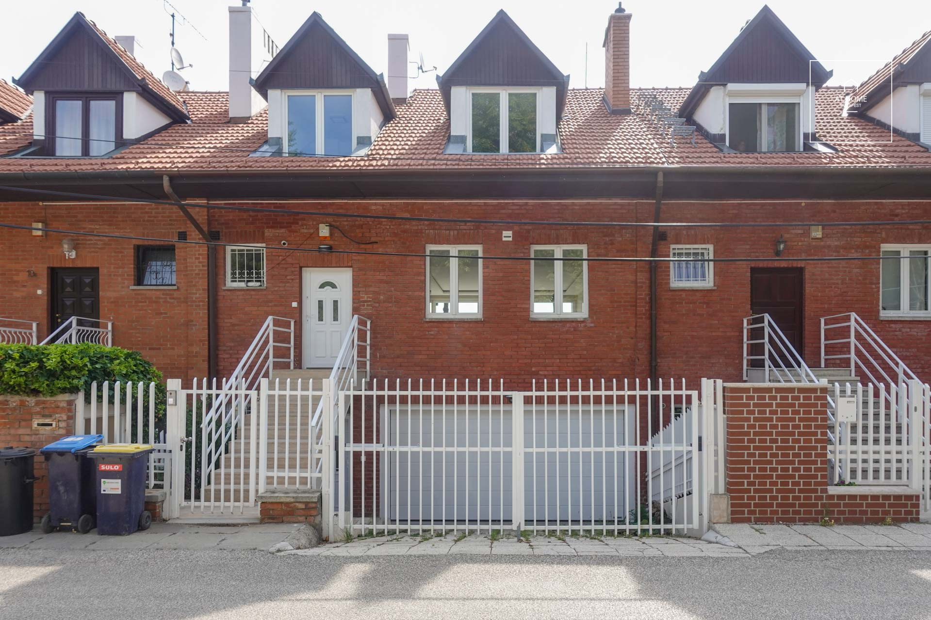 Refurbished terraced house for rent Budapest XII. district Istenhegy