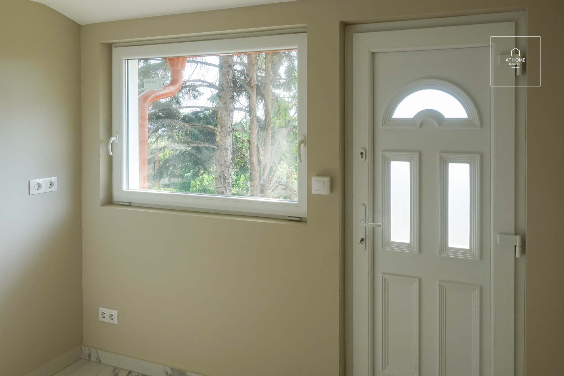 Igényesen felújított sorház kiadó Budapest XII. kerület Istenhegy