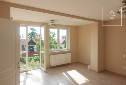 Refurbished terraced house for rent Budapest XII. district Istenhegy