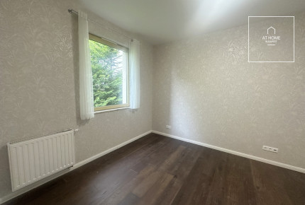 Ground floor 4-bedroom apartment in District II, Szemlőhegy