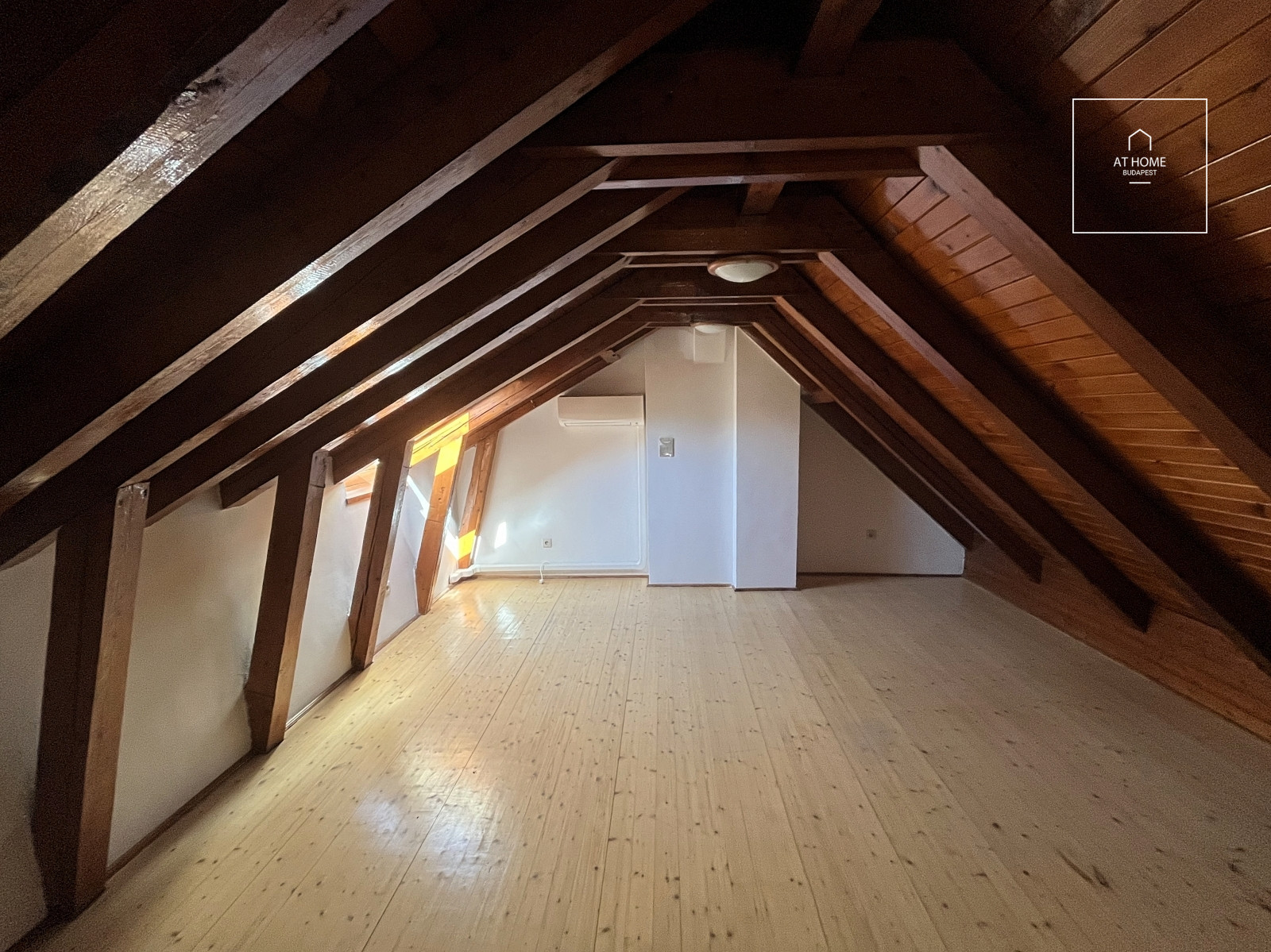 Charming detached house for rent Budapest II. district, Pálvölgy