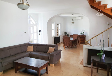 Bűbájos Önálló családi ház kiadó Budapest II. kerület, Pálvölgy