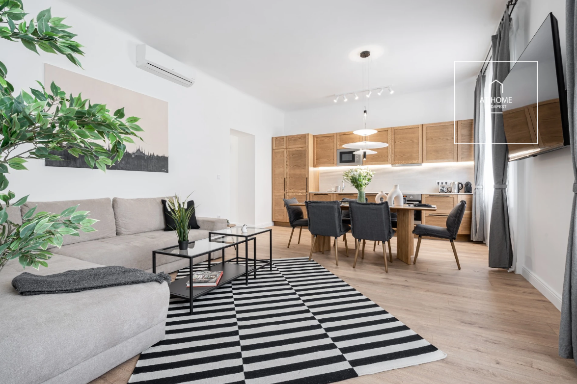 A modern-style renovated 3-bedroom apartment for sale in District V, Downtown, Budapest