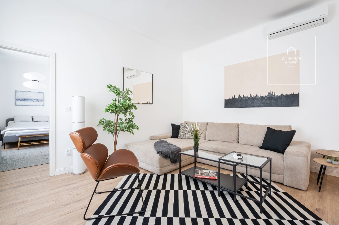 A modern-style renovated 3-bedroom apartment for sale in District V, Downtown, Budapest
