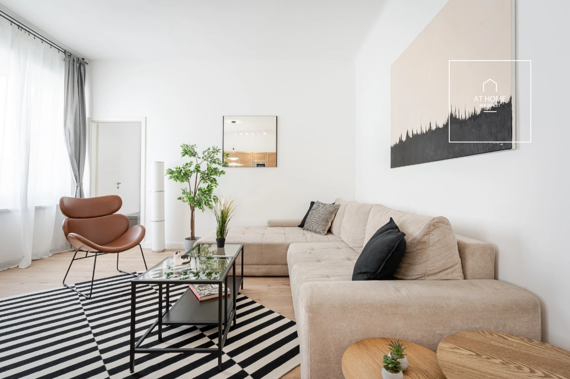 A modern-style renovated 3-bedroom apartment for sale in District V, Downtown, Budapest