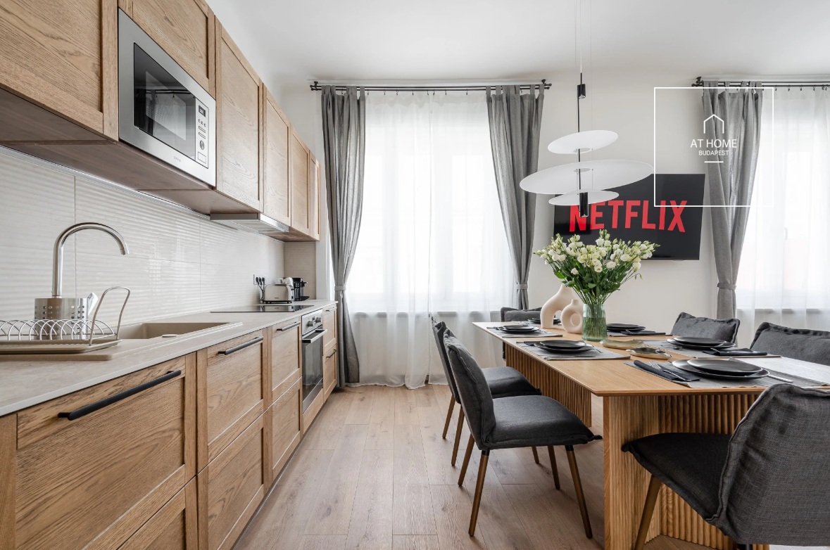 A modern-style renovated 3-bedroom apartment for sale in District V, Downtown, Budapest