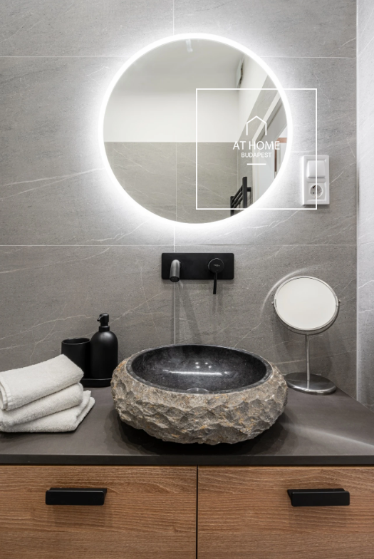 A modern-style renovated 3-bedroom apartment for sale in District V, Downtown, Budapest