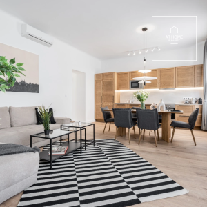 A modern-style renovated 3-bedroom apartment for sale in District V, Downtown, Budapest