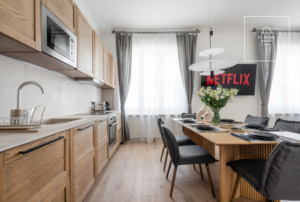 A modern-style renovated 3-bedroom apartment for sale in District V, Downtown, Budapest