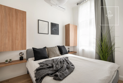 A modern-style renovated 3-bedroom apartment for sale in District V, Downtown, Budapest