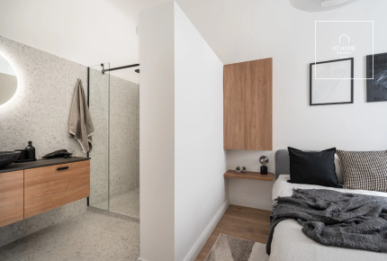A modern-style renovated 3-bedroom apartment for sale in District V, Downtown, Budapest