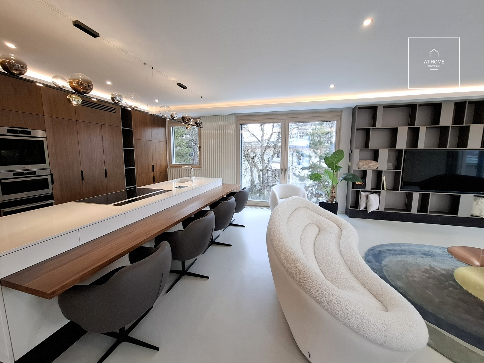 High-end apartment for rent in District II, Rézmál /Rosehill