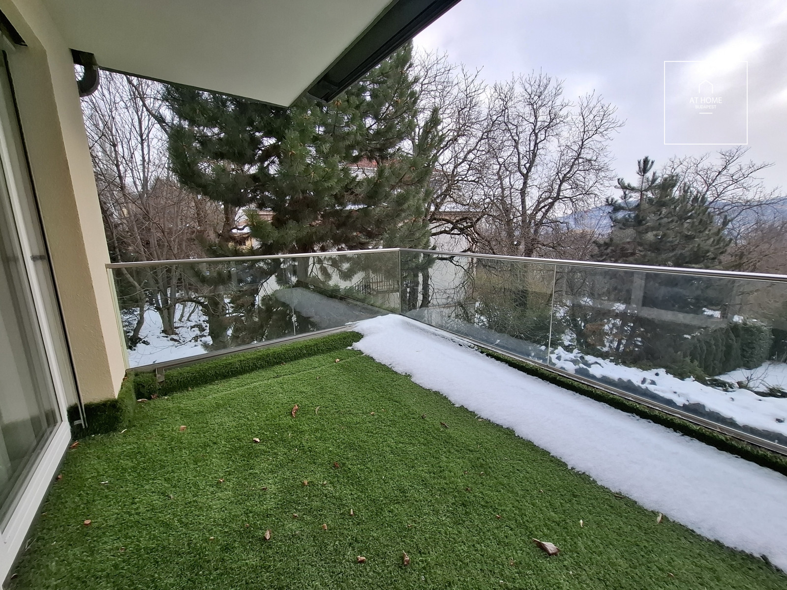 High-end apartment for rent in District II, Rézmál /Rosehill