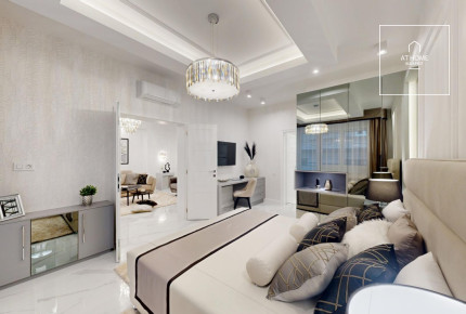Renovated 100 sqm Luxury Apartment with 2 Balconies in District V, Downtown, Budapest