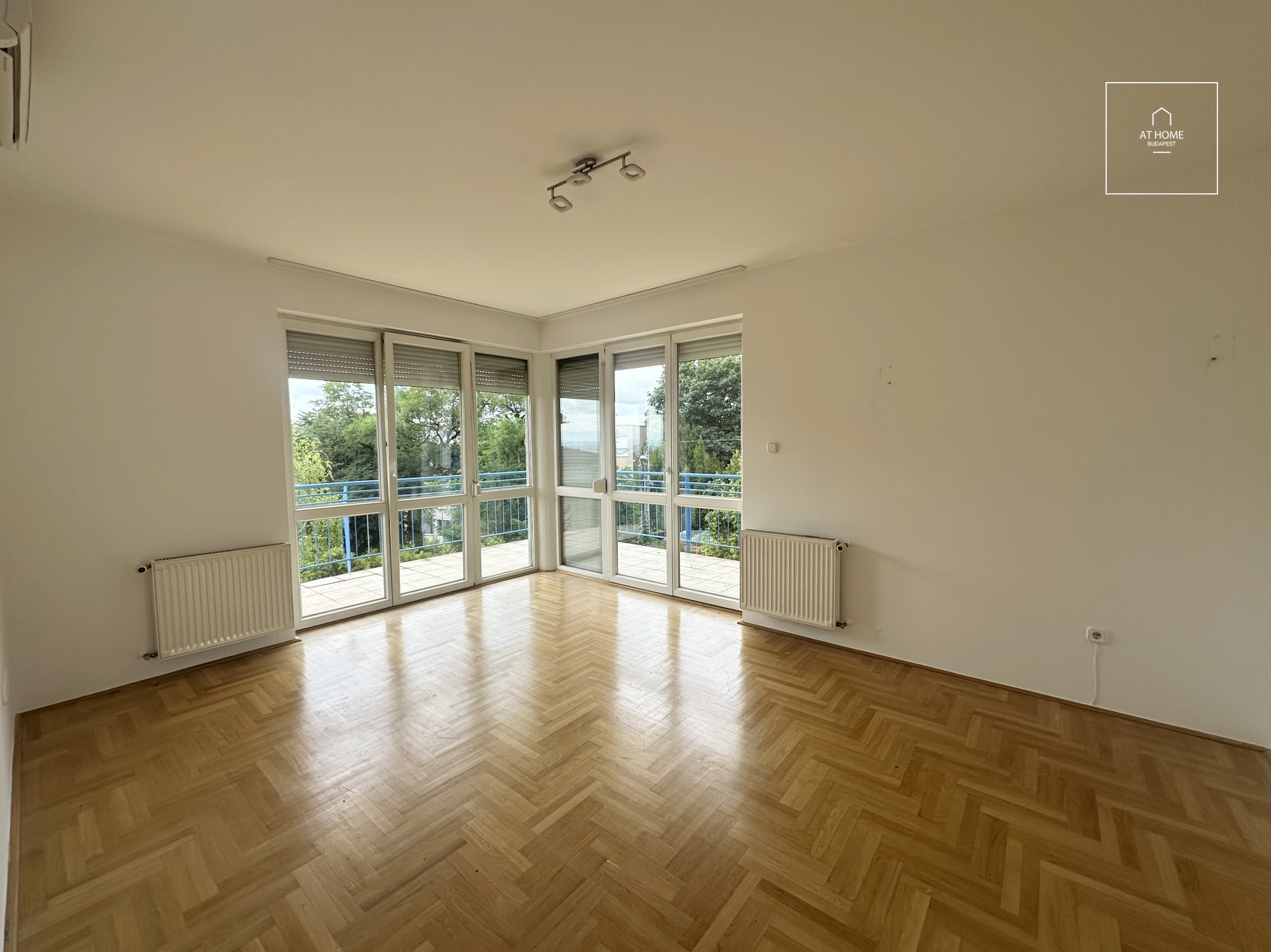 Stellar apartment Budapest II. district, Szemlőhegy