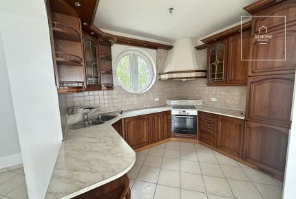 Stellar apartment Budapest II. district, Szemlőhegy