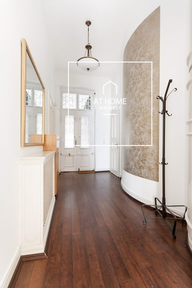 Exclusive apartment for rent Budapest VI. district, Terézváros