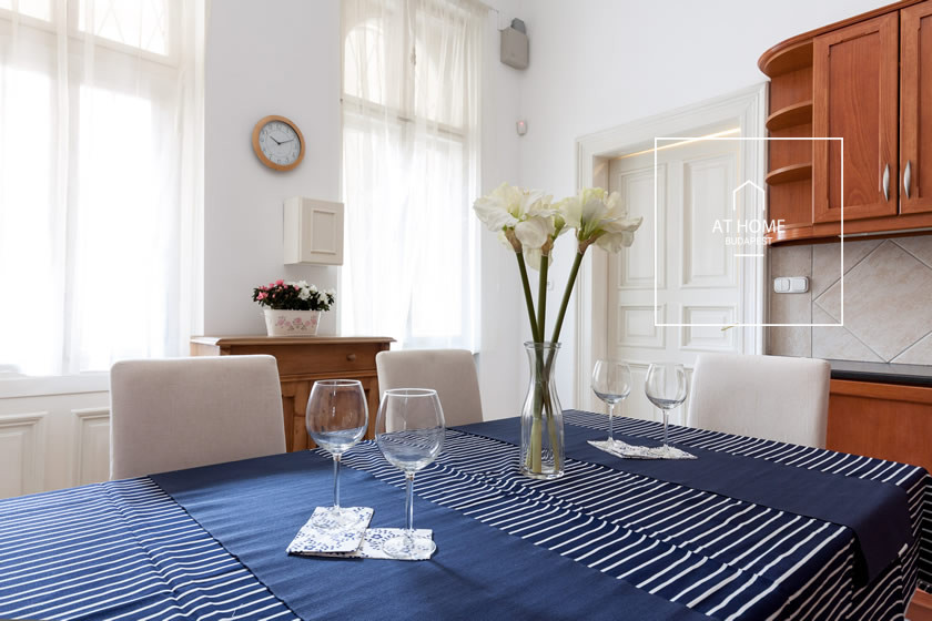 Exclusive apartment for rent Budapest VI. district, Terézváros