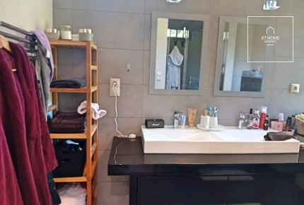 Napfényes belső kétszintes luxus lakás kiadó Budapest II. kerület, Pálvölgy