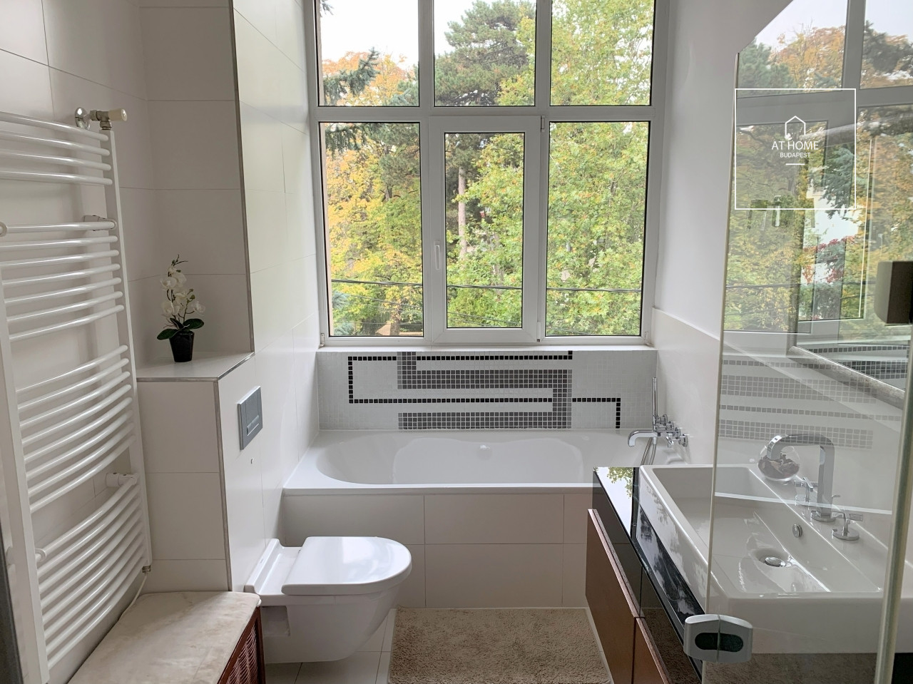 Greenbelt apartment for rent in Budapest, 2nd district, Szépilona