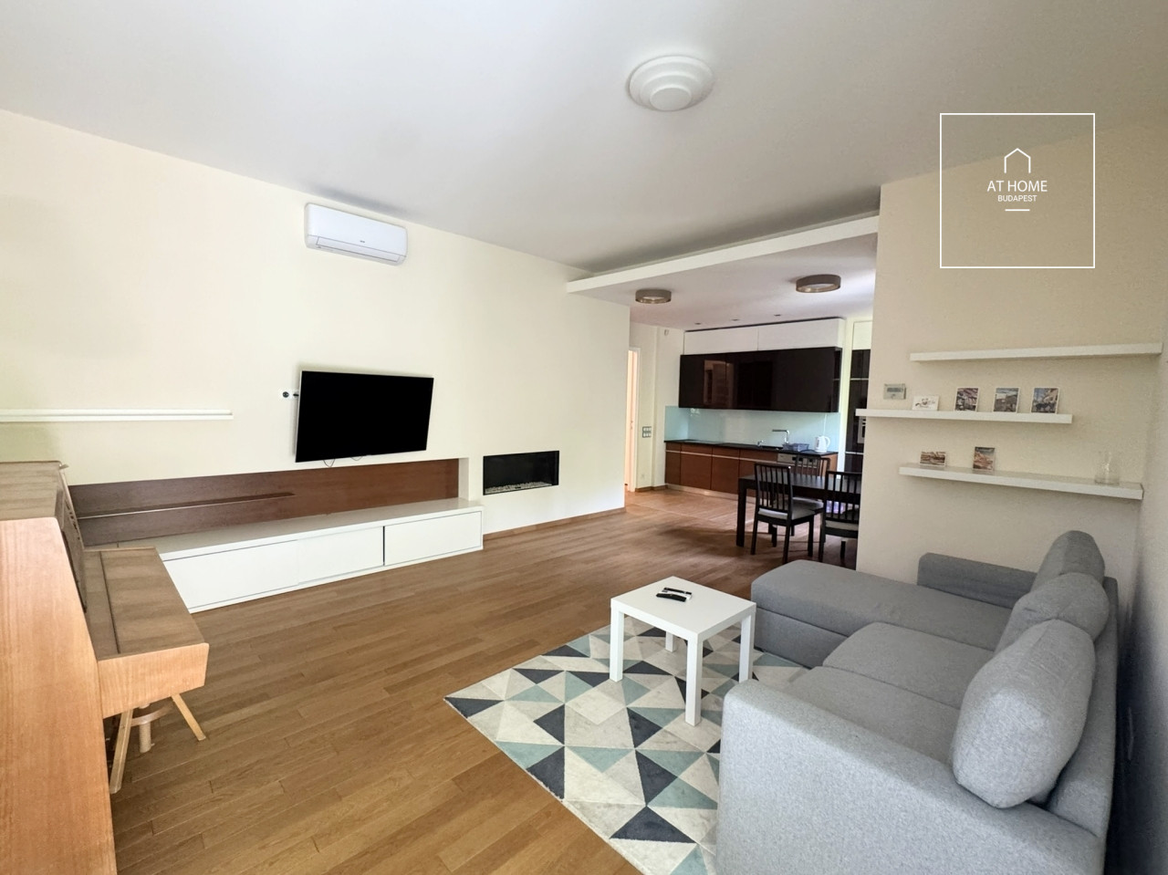 Greenbelt apartment for rent in Budapest, 2nd district, Szépilona