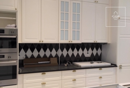 Renovated 127 sqm Luxury Apartment in District V, City Center