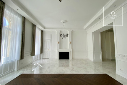 Renovated 127 sqm Luxury Apartment in District V, City Center